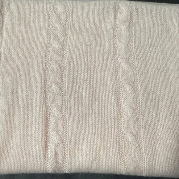 Tahari Women's Cashmere Scarf Cable Knit Light Pink 11x66 Soft Light Weight - Picture 4 of 6